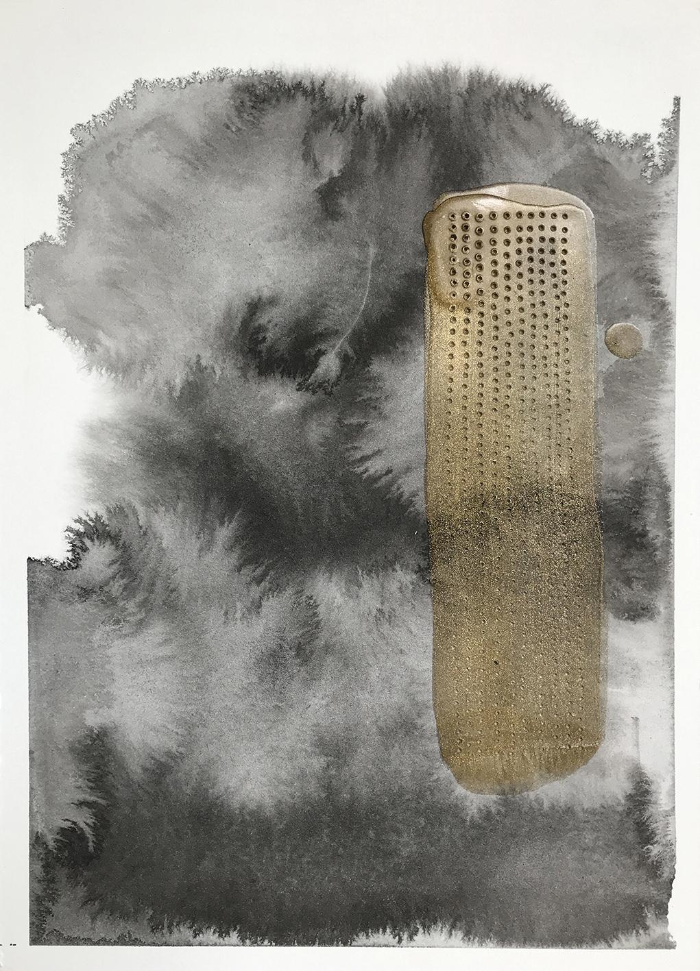 Mireille Robbe, Agitation Alignée#13, Oost Indische inkt, bijenwas en goud poeder op papier, 2020, 30 x 22 cm