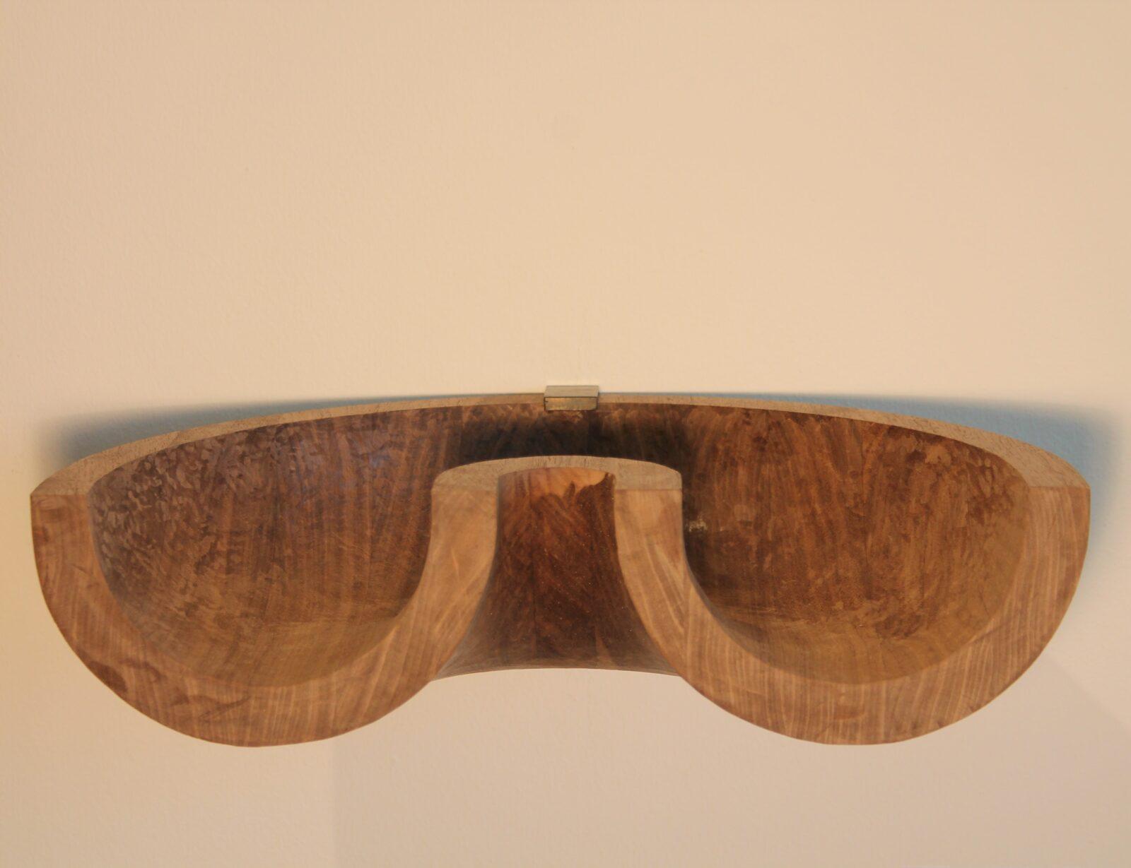 Bart Lens, Bustier, uitgeschraapt notelaar, 2020