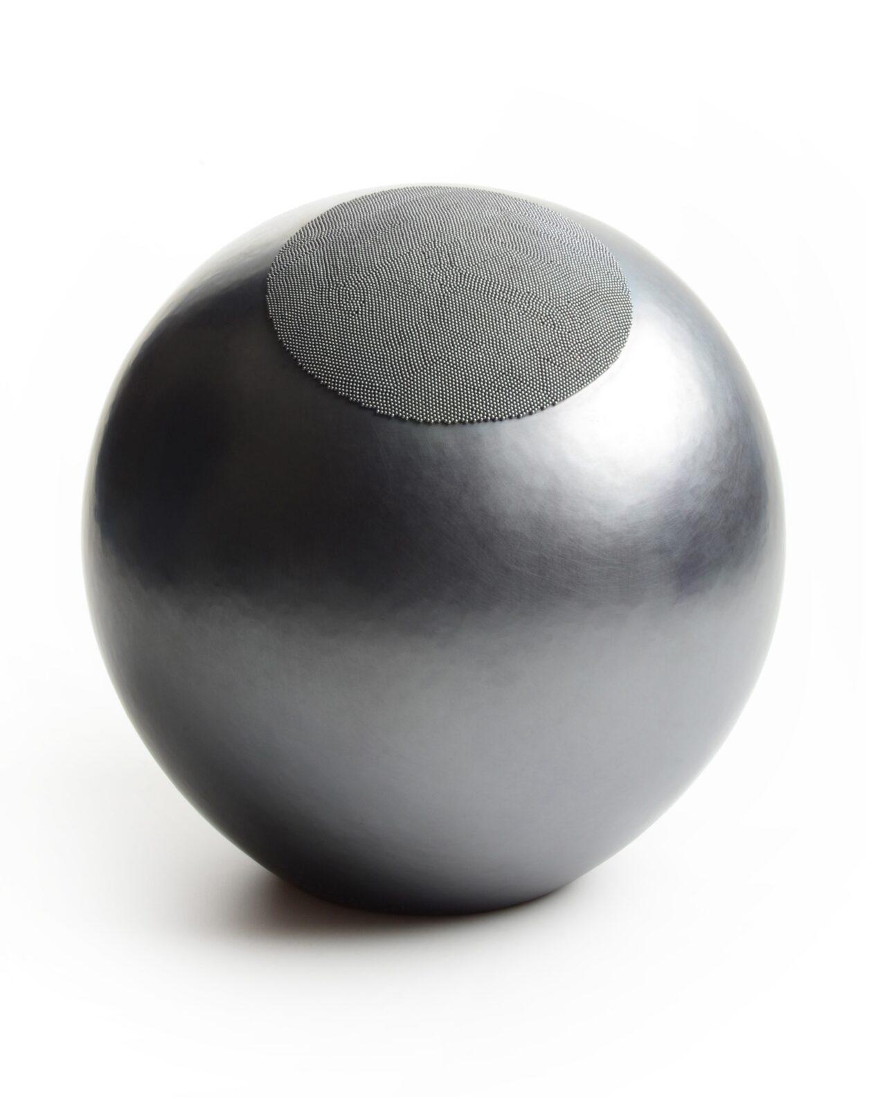 David Huycke, Dark Moon, zilver 925, zilver 1000, 2019, 28cmx28 cm