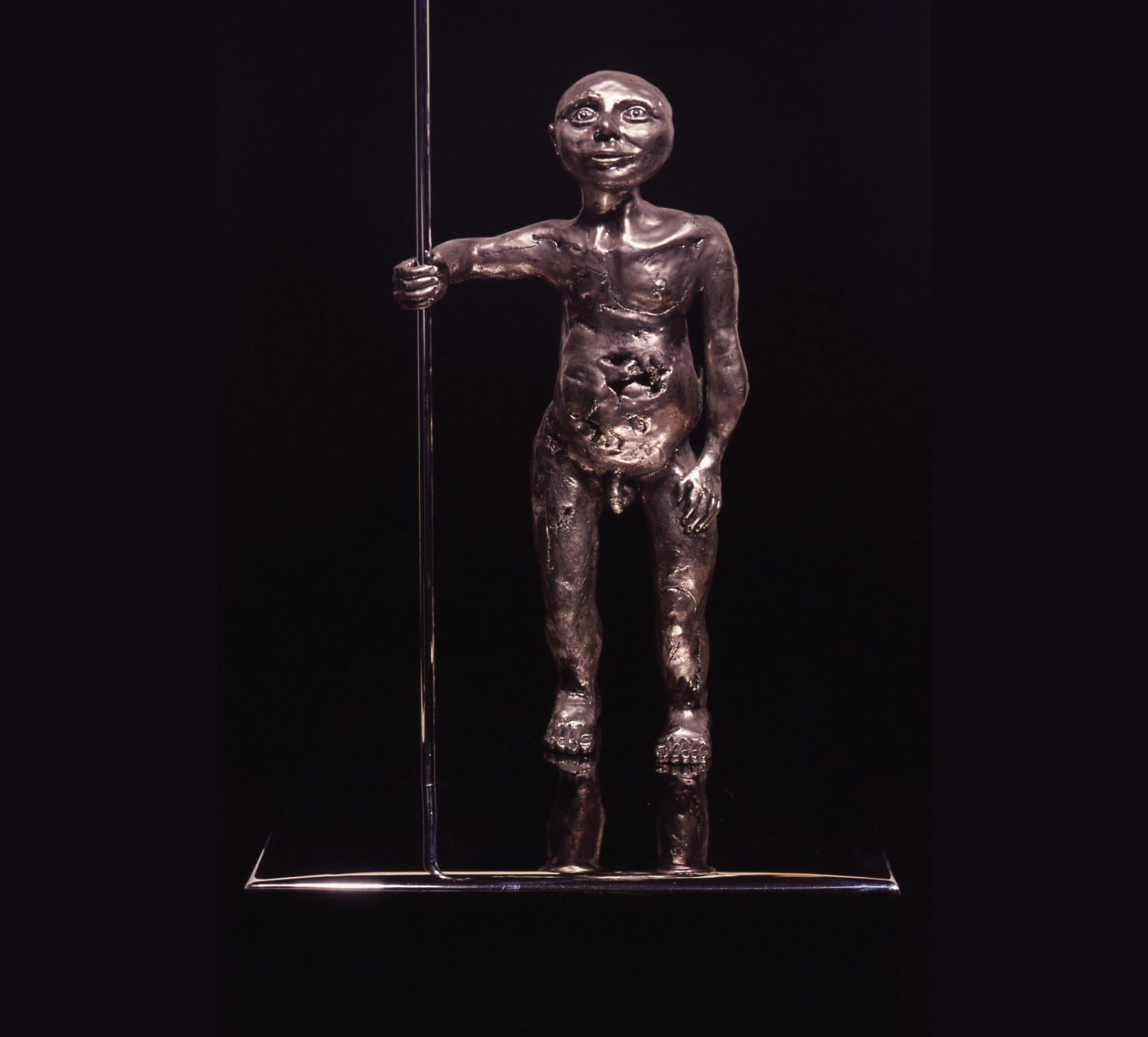 Octave Landuyt, De Vaandeldrager, Keramiek, 1970, 50x25x13cm