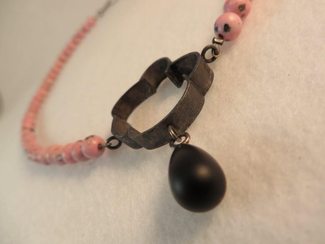 Inge de Schuyter, Na regen komt rodoniet, Gepatineerd zilver, 2014